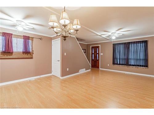 51 Fourth Street, Welland, ON - Indoor Photo Showing Other Room