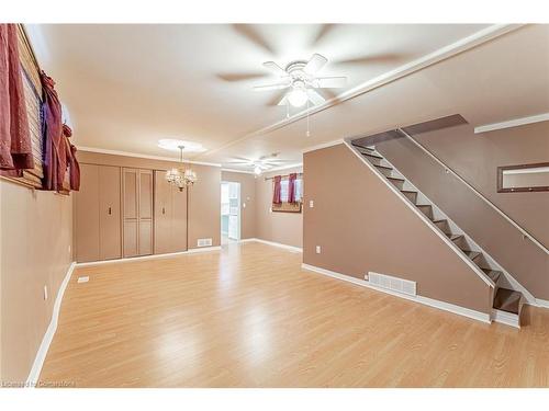 51 Fourth Street, Welland, ON - Indoor Photo Showing Other Room