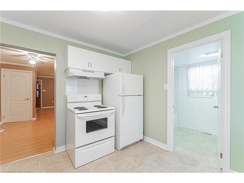 51 Fourth Street, Welland, ON - Indoor Photo Showing Kitchen