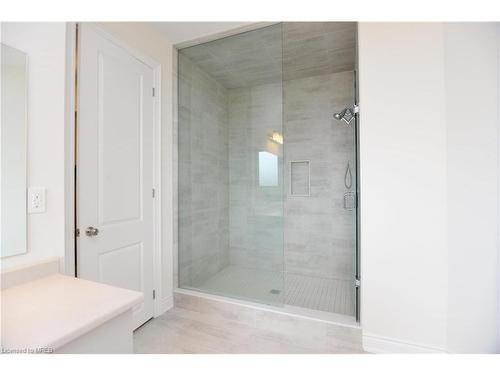 102 Rugman Crescent, Springwater, ON - Indoor Photo Showing Bathroom