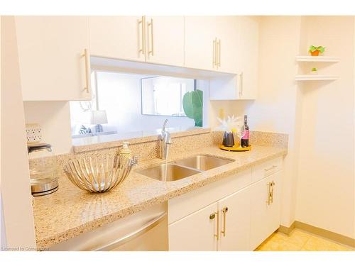 407-1655 Pickering Parkway, Pickering, ON - Indoor Photo Showing Kitchen With Double Sink