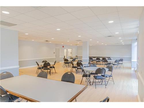 407-1655 Pickering Parkway, Pickering, ON - Indoor Photo Showing Dining Room