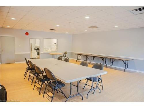 407-1655 Pickering Parkway, Pickering, ON - Indoor Photo Showing Dining Room