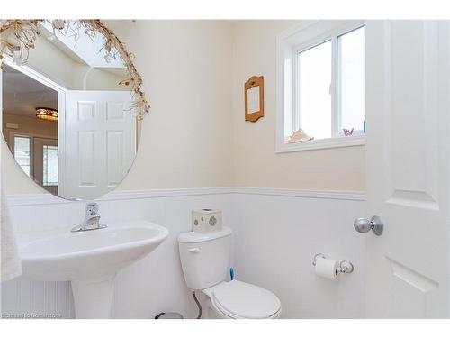 155 Thomas Avenue, Brantford, ON - Indoor Photo Showing Bathroom