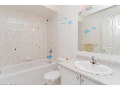 155 Thomas Avenue, Brantford, ON - Indoor Photo Showing Bathroom