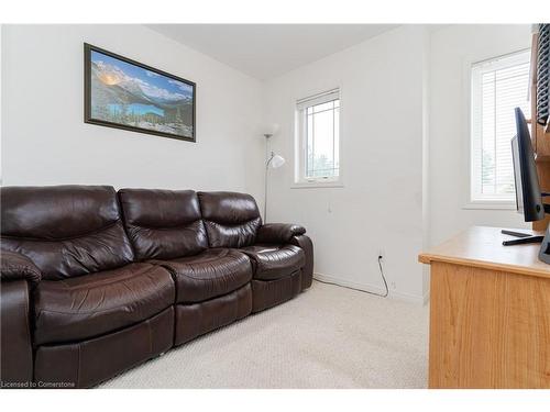 155 Thomas Avenue, Brantford, ON - Indoor Photo Showing Living Room