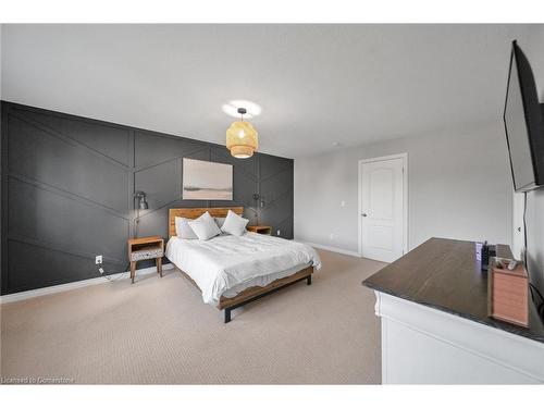 41 Vincent Street Street, Fergus, ON - Indoor Photo Showing Bedroom