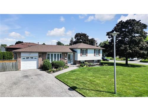 17 Gondola Crescent, Brampton, ON - Outdoor With Facade