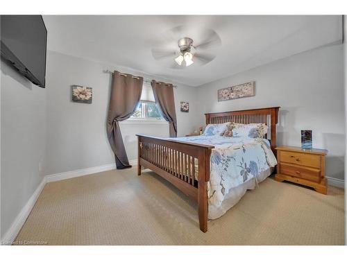 17 Gondola Crescent, Brampton, ON - Indoor Photo Showing Bedroom