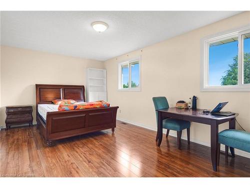 983 Westminster Place, Kingston, ON - Indoor Photo Showing Bedroom