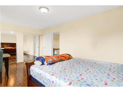 983 Westminster Place, Kingston, ON - Indoor Photo Showing Bedroom