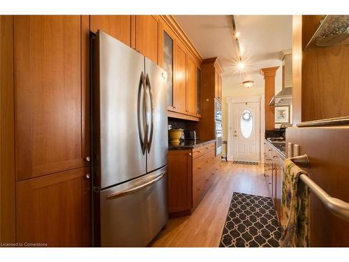 504 Main Street, Halton Hills, ON - Indoor Photo Showing Kitchen