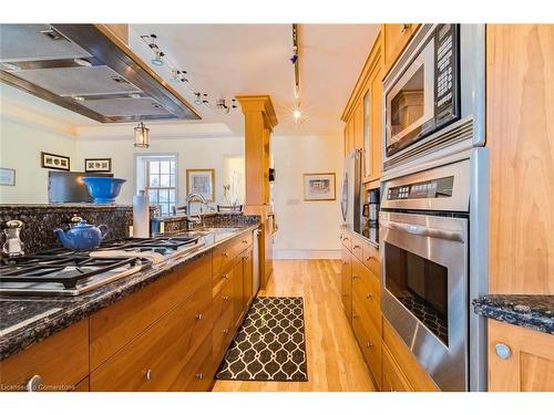 504 Main Street, Halton Hills, ON - Indoor Photo Showing Kitchen