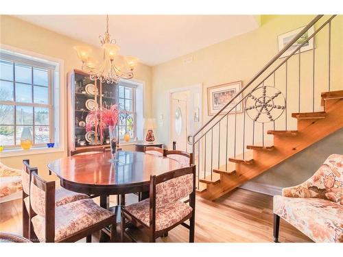 504 Main Street, Halton Hills, ON - Indoor Photo Showing Dining Room