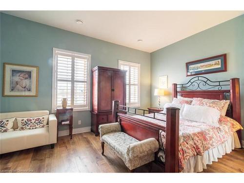 504 Main Street, Halton Hills, ON - Indoor Photo Showing Bedroom