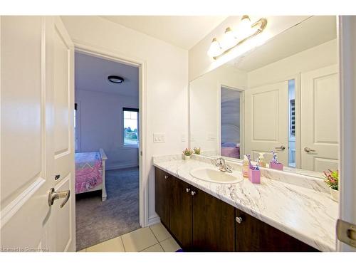 2 Aitchison Avenue, Dundalk, ON - Indoor Photo Showing Bathroom