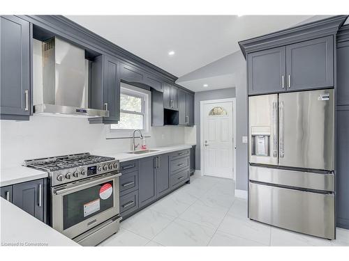 12 Stevenson Avenue, London, ON - Indoor Photo Showing Kitchen With Upgraded Kitchen