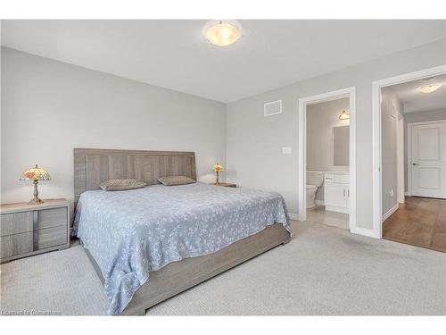 1051 Wright Drive, Midland, ON - Indoor Photo Showing Bedroom