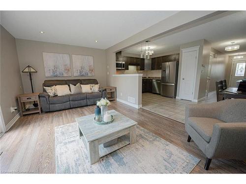 300 Severn Drive Drive, Guelph, ON - Indoor Photo Showing Living Room