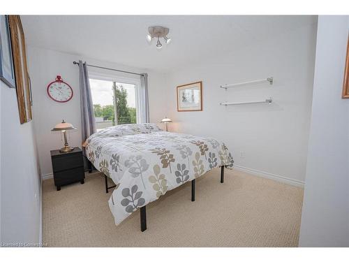 300 Severn Drive Drive, Guelph, ON - Indoor Photo Showing Bedroom