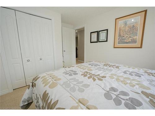 300 Severn Drive Drive, Guelph, ON - Indoor Photo Showing Bedroom