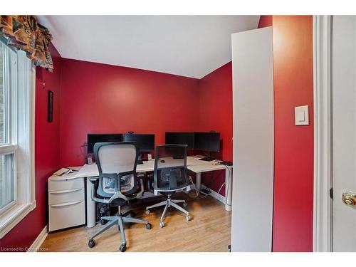 15 Canning Crescent, Cambridge, ON - Indoor Photo Showing Office