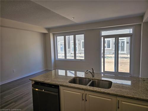 95 Conboy Drive, Erin, ON - Indoor Photo Showing Kitchen With Double Sink