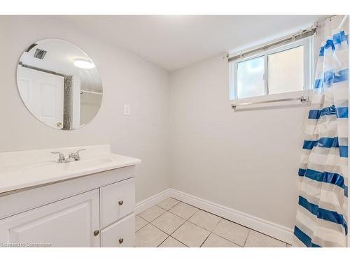 177 Highland Road W, Kitchener, ON - Indoor Photo Showing Bathroom