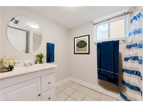 177 Highland Road W, Kitchener, ON - Indoor Photo Showing Bathroom