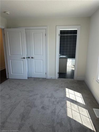 2 Hoad Street, Clarington, ON - Indoor Photo Showing Other Room