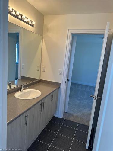 2 Hoad Street, Clarington, ON - Indoor Photo Showing Bathroom