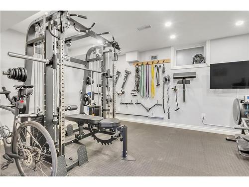 1720 Valentine Gardens, Mississauga, ON - Indoor Photo Showing Gym Room