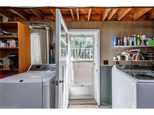 43 Kensington Avenue, Brantford, ON - Indoor Photo Showing Laundry Room