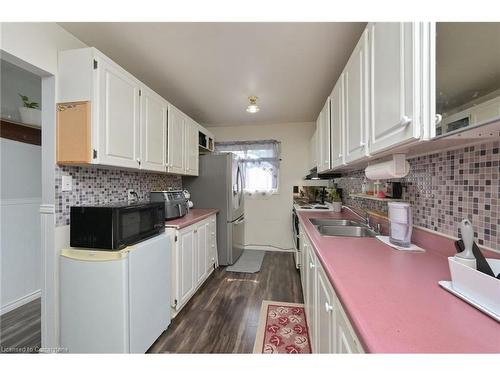 20 Hallcrown Court, Brampton, ON - Indoor Photo Showing Kitchen With Double Sink