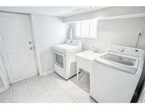 303 Maria Street, Toronto, ON - Indoor Photo Showing Laundry Room