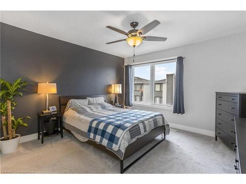 16-177 Edgevalley Road, London, ON - Indoor Photo Showing Bedroom