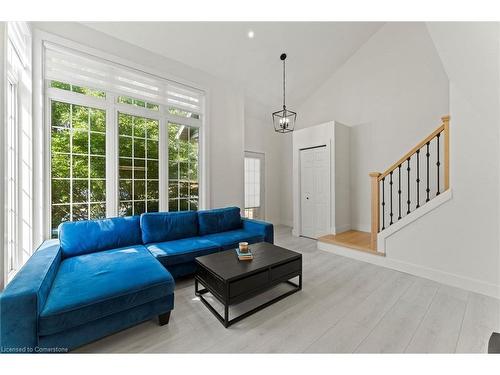 2190 Rockport Street, Windsor, ON - Indoor Photo Showing Living Room