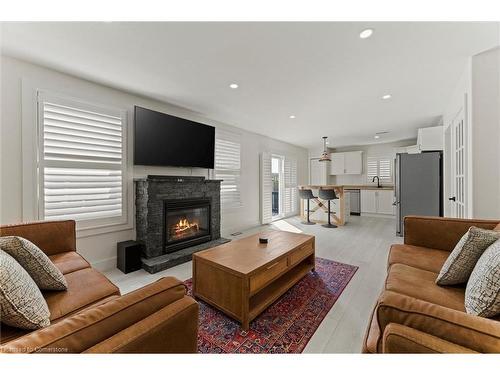 2190 Rockport Street, Windsor, ON - Indoor Photo Showing Living Room With Fireplace