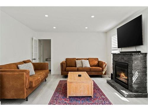 2190 Rockport Street, Windsor, ON - Indoor Photo Showing Living Room With Fireplace