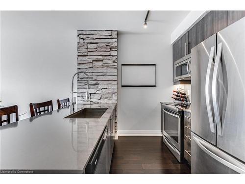 1903-510 Curran Place, Mississauga, ON - Indoor Photo Showing Kitchen With Stainless Steel Kitchen