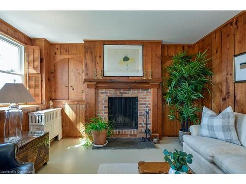 13014 Heritage Road, Caledon, ON - Indoor Photo Showing Living Room With Fireplace