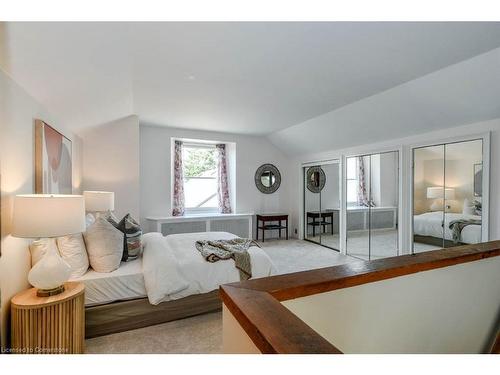 13014 Heritage Road, Caledon, ON - Indoor Photo Showing Bedroom