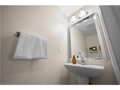 1002 Solomon Court, Milton, ON - Indoor Photo Showing Bathroom