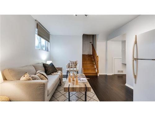 9 Delrosa Court, Toronto, ON - Indoor Photo Showing Living Room