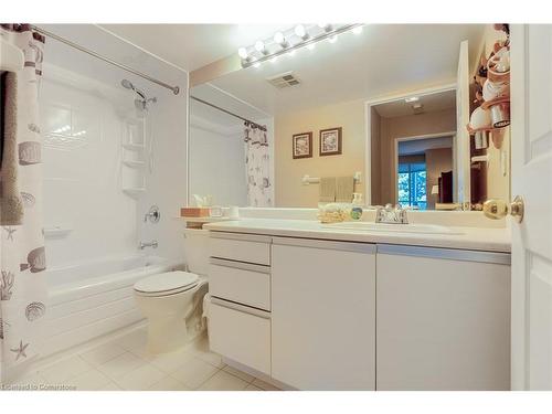 312-2177 Burnhamthorpe Road W, Mississauga, ON - Indoor Photo Showing Bathroom