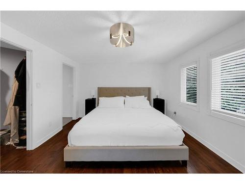 1574 Hastings Drive, London, ON - Indoor Photo Showing Bedroom