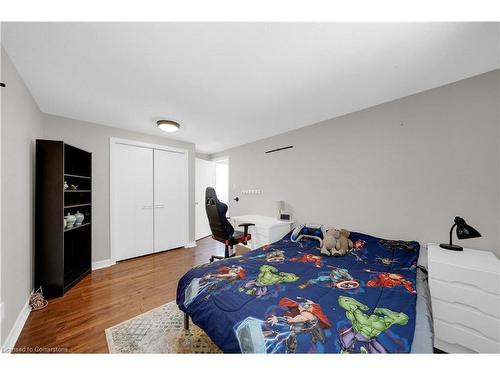 1574 Hastings Drive, London, ON - Indoor Photo Showing Bedroom