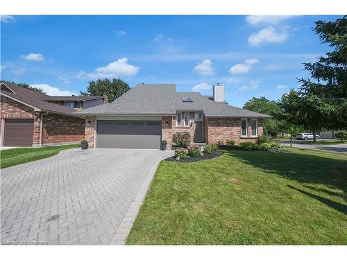 1574 Hastings Drive, London, ON - Outdoor With Facade