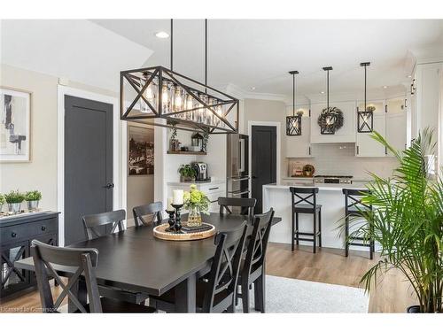 30 Madill Drive, Mono, ON - Indoor Photo Showing Dining Room