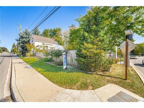 290 Pine Street, Milton, ON - Outdoor